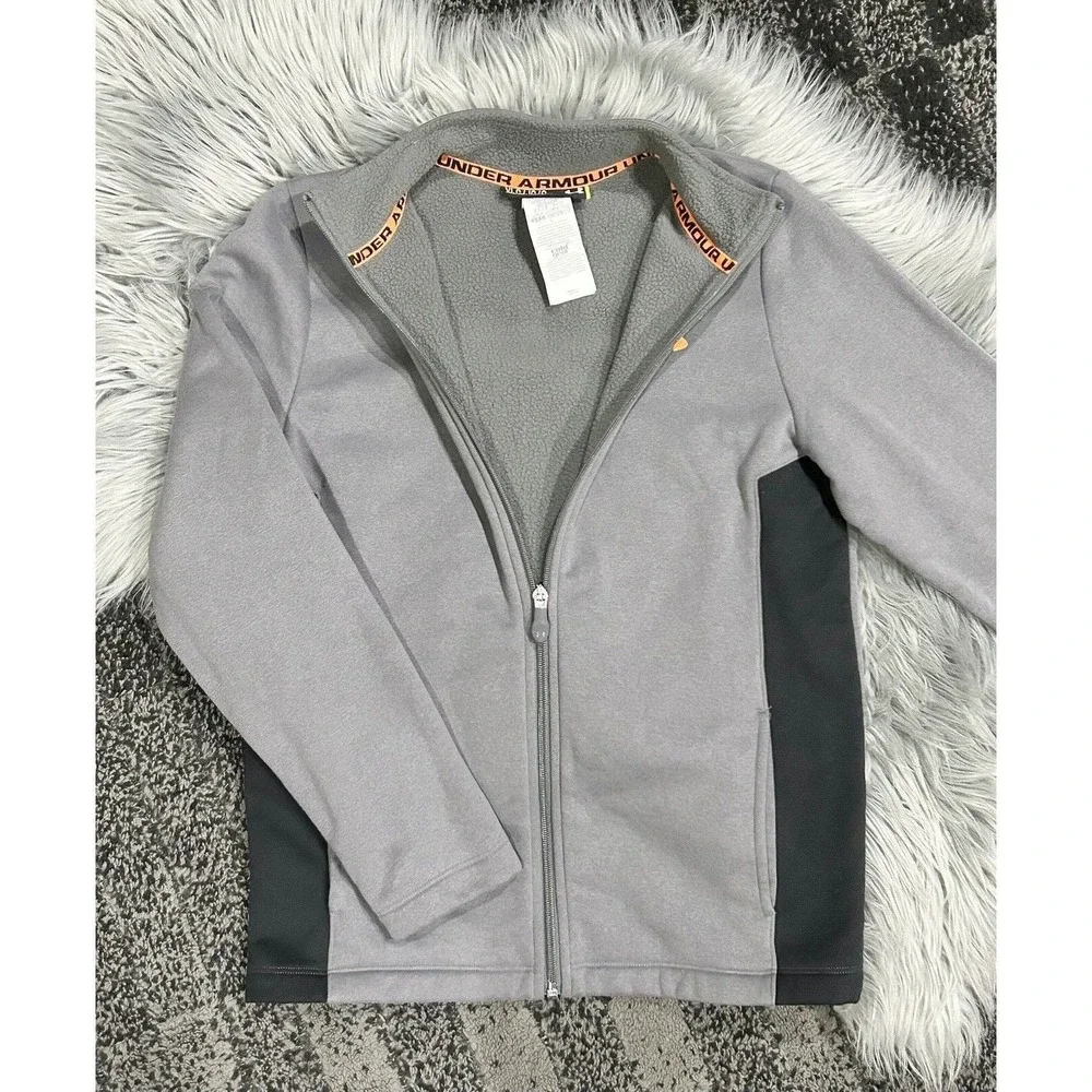 Under Armour Youth Cold Gear Zip-Up Jacket Size Large With Orange‎ Detailings